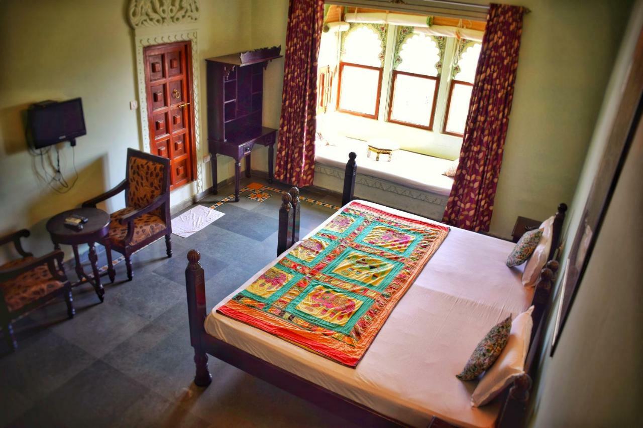 Hotel Kurabar Kothi Udaipur Exterior photo