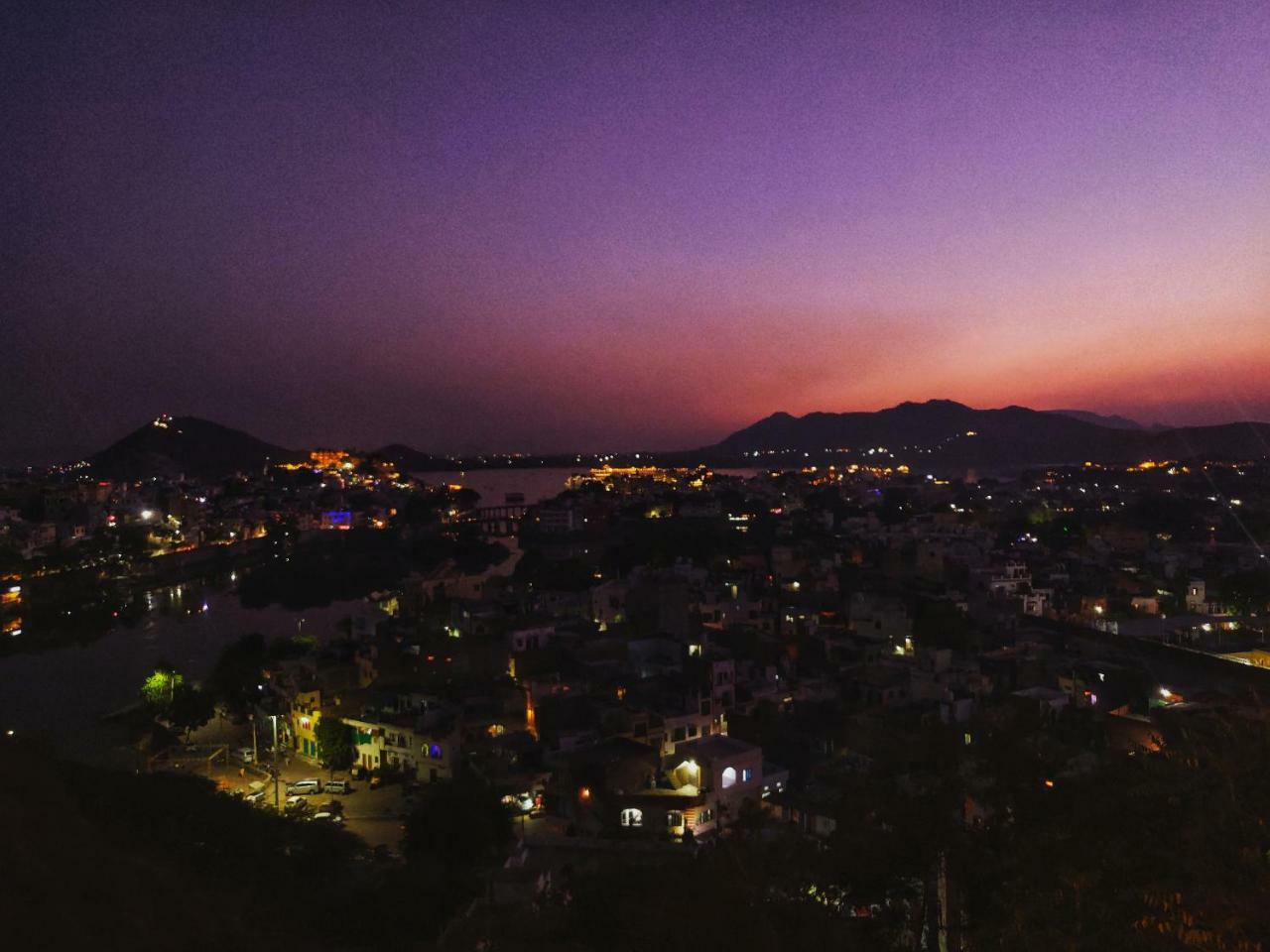 Hotel Kurabar Kothi Udaipur Exterior photo